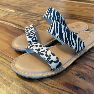 Leopard & Zebra print sandals Size 6